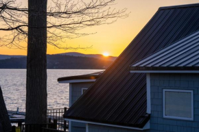 Lakefront Cottage in Colchester